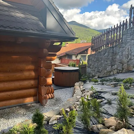 Apartmán Szafranowe Wzgorze Iii - Oficyna, Zew Jacuzzi, Parking